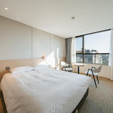Hotel Zinc ソギポ エクステリア 写真