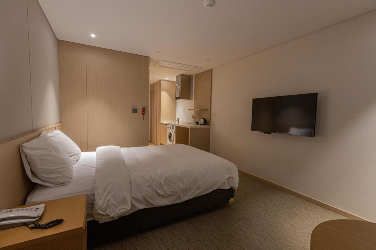 Hotel Zinc ソギポ エクステリア 写真
