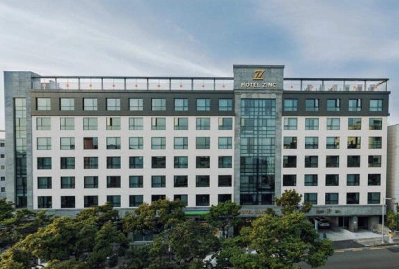 Hotel Zinc ソギポ エクステリア 写真