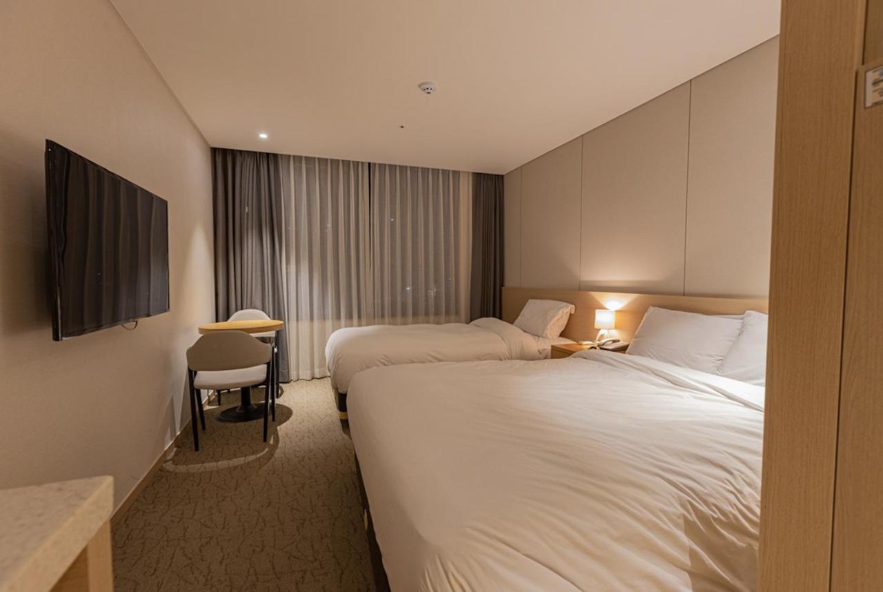 Hotel Zinc ソギポ エクステリア 写真