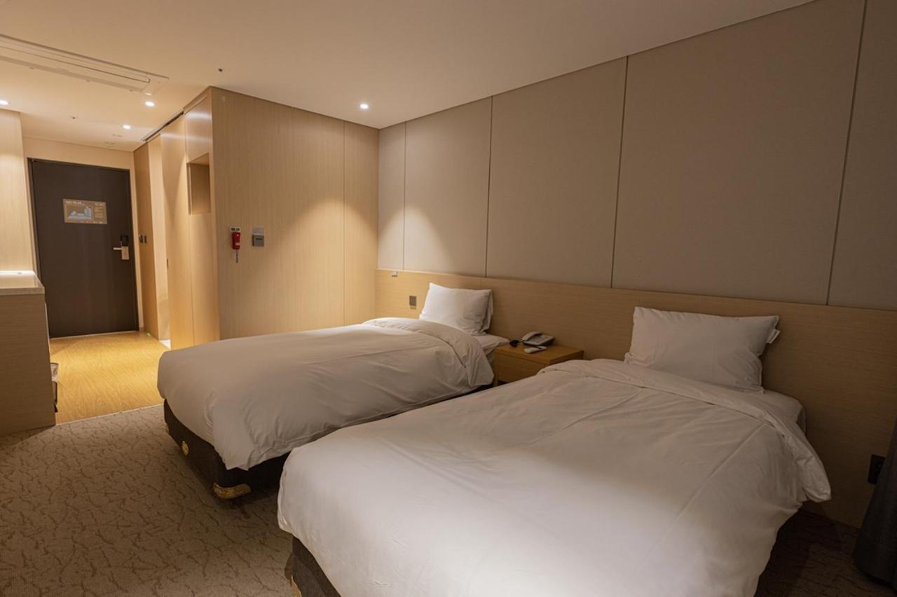 Hotel Zinc ソギポ エクステリア 写真