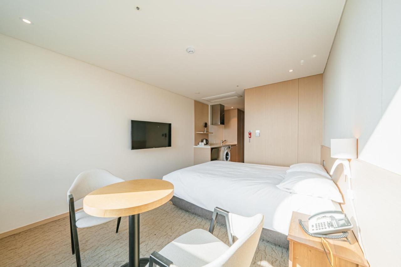 Hotel Zinc ソギポ エクステリア 写真