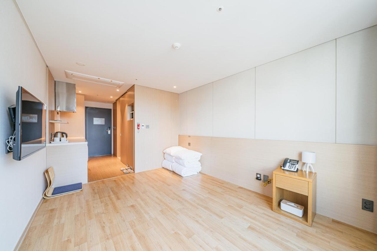 Hotel Zinc ソギポ エクステリア 写真