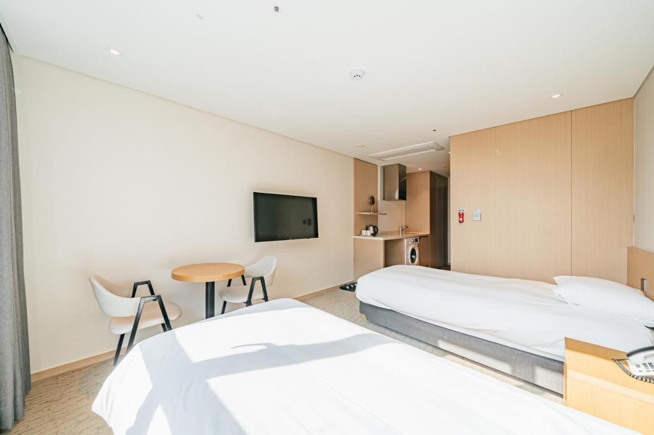 Hotel Zinc ソギポ エクステリア 写真