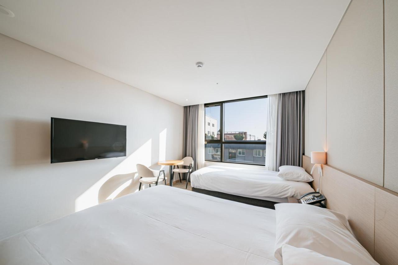 Hotel Zinc ソギポ エクステリア 写真
