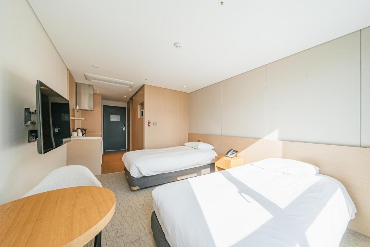 Hotel Zinc ソギポ エクステリア 写真