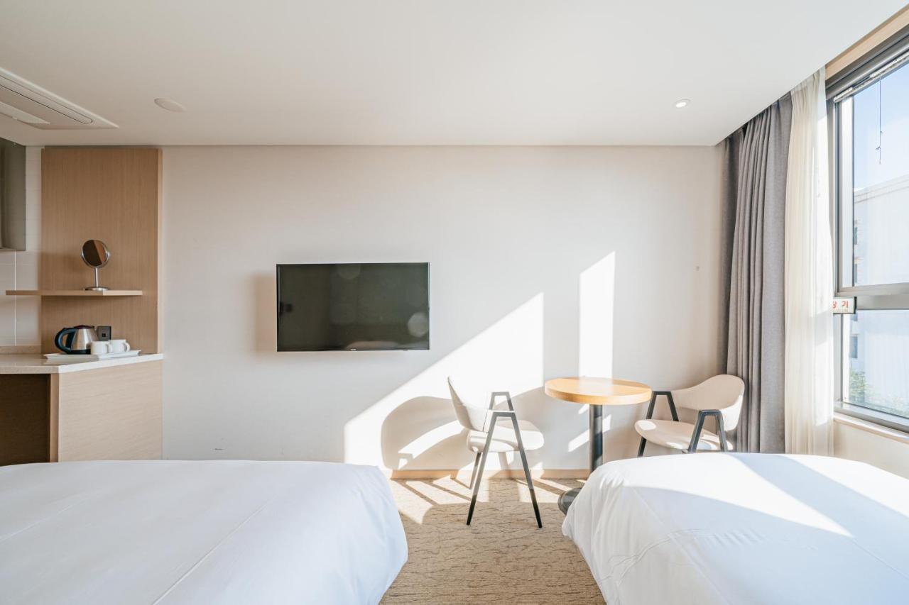 Hotel Zinc ソギポ エクステリア 写真